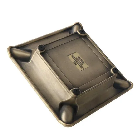 Large metal Alloy Cigar ashtray